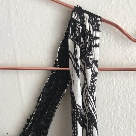 Beaded and Sequined Daytrip Shrug - Picture 4 of 8